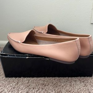 Never worn JCREW leather Edie Loafers in size 10